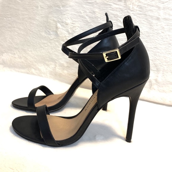 Amazing Lavelle Heels! Black Leather. - Picture 14 of 16